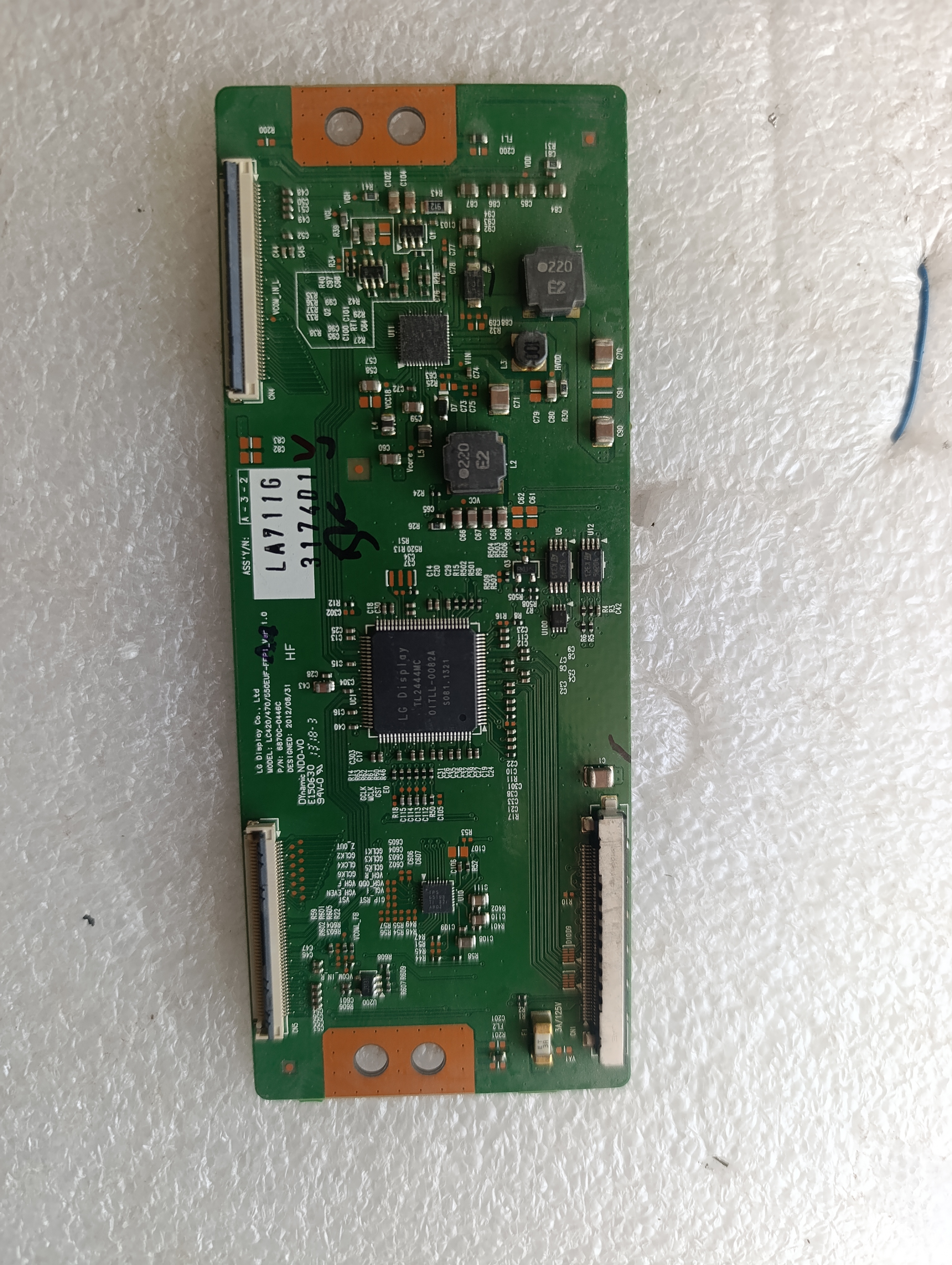 تیکان، پنل ال جی،47w804 lg