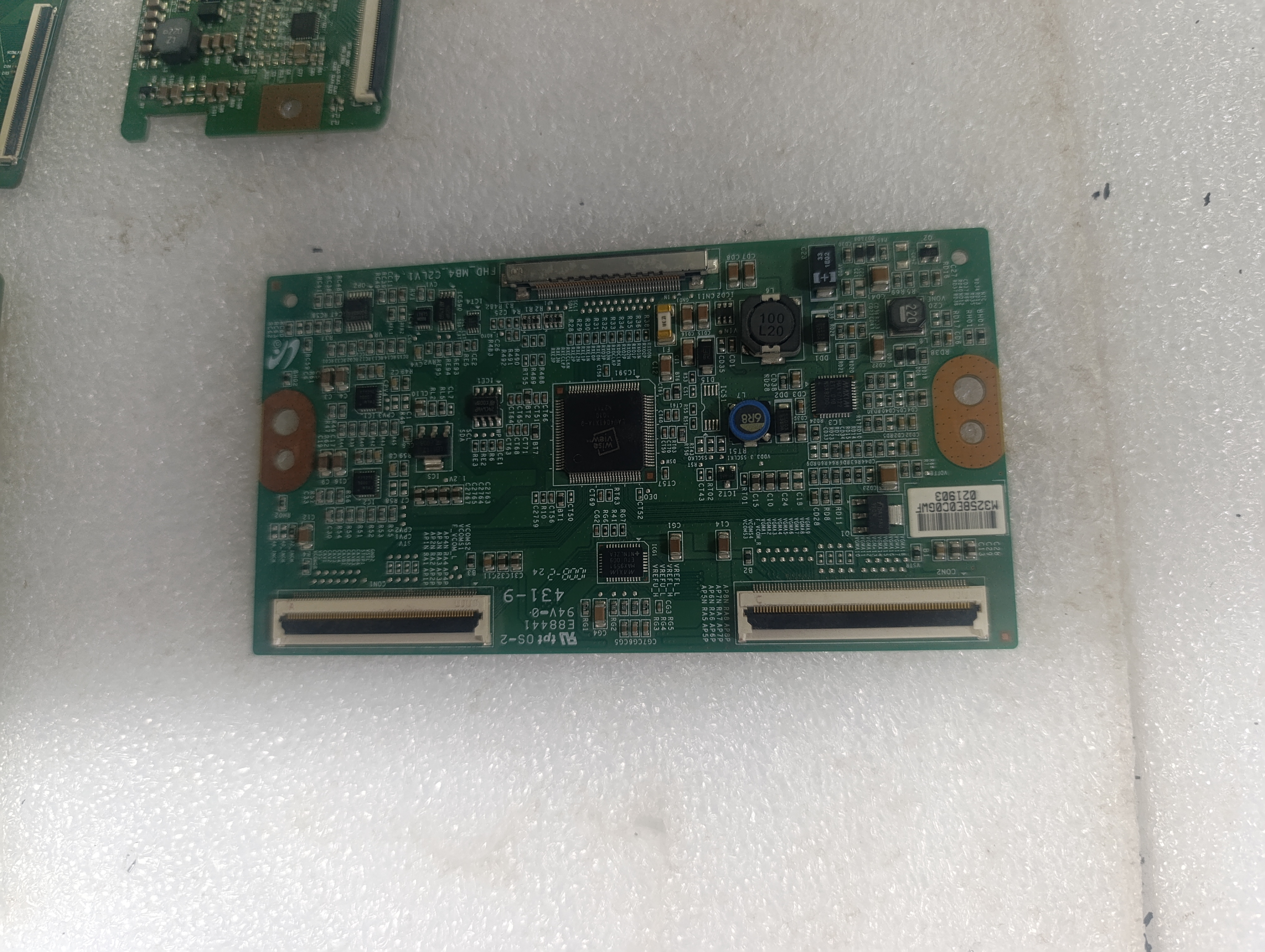 تیکان سونی،32ex400 lcd